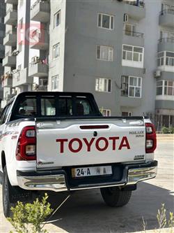 تۆیۆتا هایلۆکس